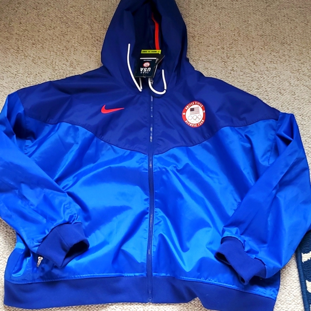 Nike Team USA Move to Zero Windrunner Jacket